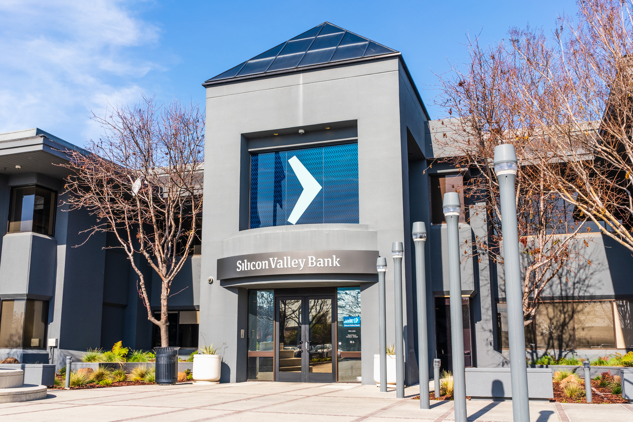 10 Lessons from SVB with Chris Nichols | SouthState Correspondent Division
